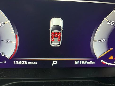 Used 2023 INFINITI QX60 Luxe w/ Cargo Package image 11