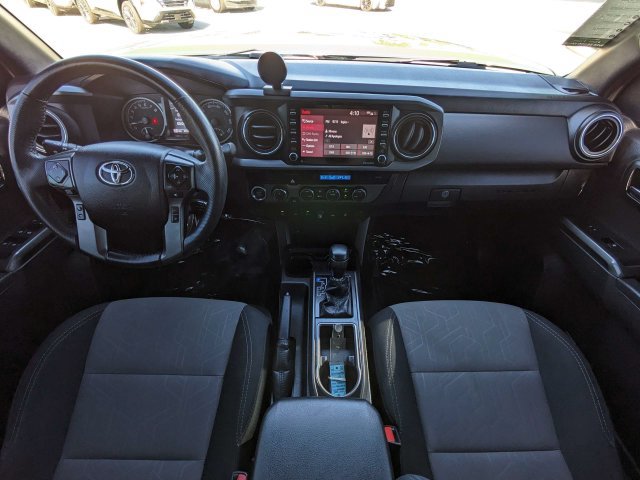 Used 2021 Toyota Tacoma TRD Off-Road w/ Technology Package AWD/4WD image 15