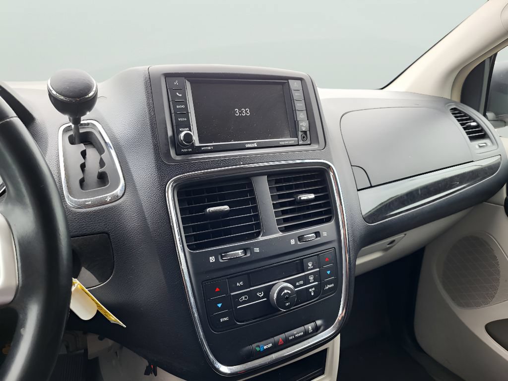 Used 2012 Dodge Grand Caravan Crew w/ Crew Value Pkg FWD image 14