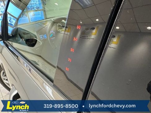 Used 2022 Ford Edge SEL w/ Convenience Package image 14