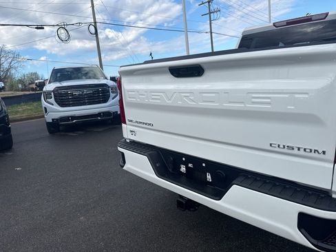 Used 2026 Chevrolet Silverado 1500 Custom RWD image 29