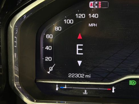 Used 2024 GMC Sierra 2500 SLE image 16