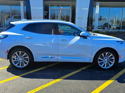 New 2026 Buick Envision Avenir image 9