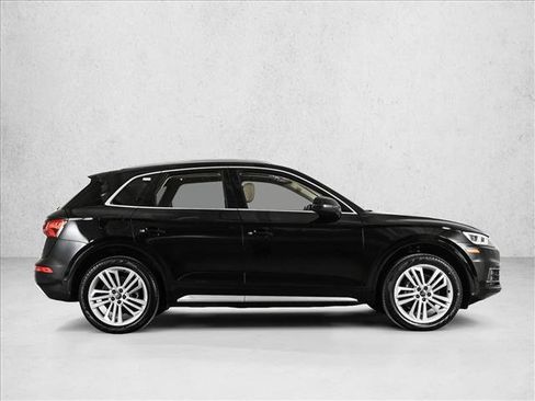 Used 2019 Audi Q5 2.0T Premium Plus image 4