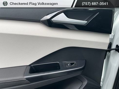 New 2026 Volkswagen Taos S image 23