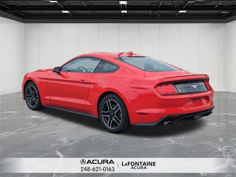 Used 2023 Ford Mustang Premium image 3