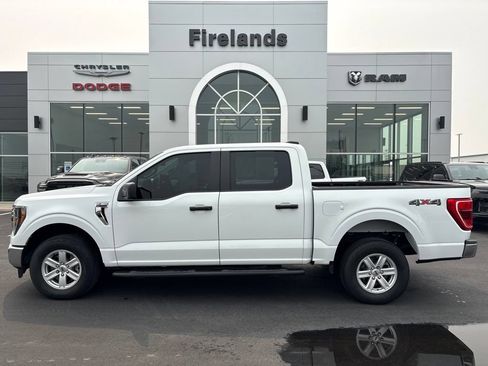 Used 2023 Ford F150 XLT AWD/4WD image 2