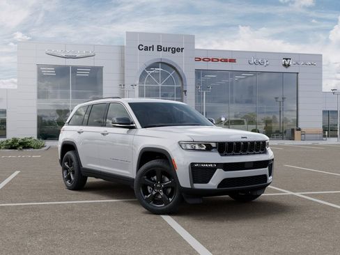 New 2026 Jeep Grand Cherokee Limited w/ Limited Altitude Package RWD image 5