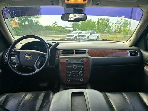 Used 2007 Chevrolet Avalanche LTZ w/ LTZ Preferred Equipment Group AWD/4WD image 14