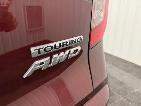 Used 2019 Honda Pilot Touring image 5