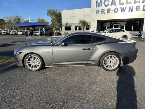 Used 2024 Ford Mustang GT Premium image 3