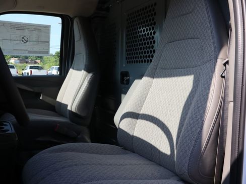 New 2025 Chevrolet Express 2500 w/ Driver Convenience Package image 9
