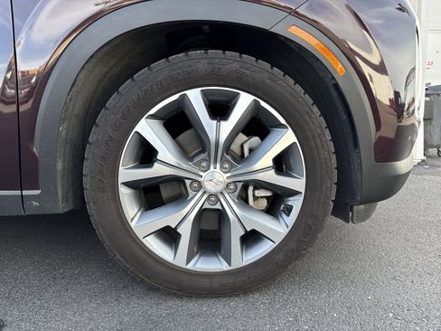 Used 2020 Hyundai Palisade SEL w/ Premium Package image 32