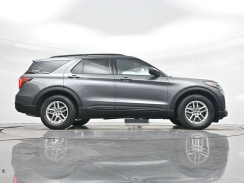 New 2026 Ford Explorer Active w/ Active Comfort Package image 37