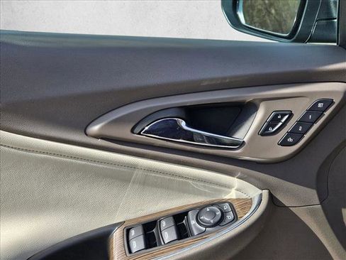 Used 2024 Chevrolet Malibu LT image 9