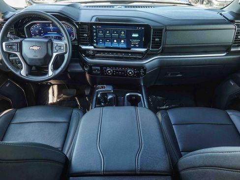 Used 2024 Chevrolet Silverado 1500 LTZ w/ Technology Package image 12