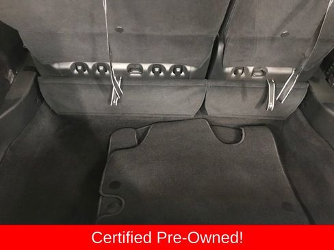 Used 2025 Chrysler Pacifica Limited image 33