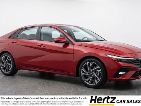 Used 2025 Hyundai Elantra SEL FWD image 1