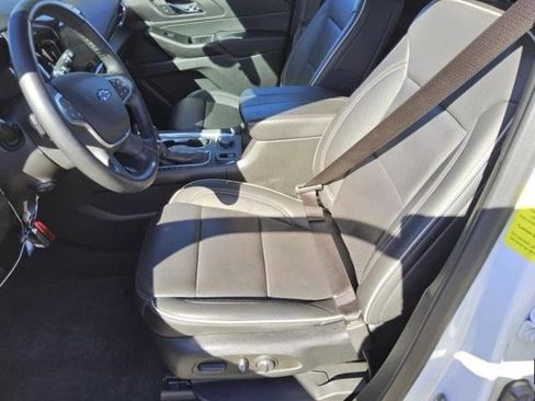 Used 2024 Chevrolet Traverse Premier w/ Redline Edition image 7
