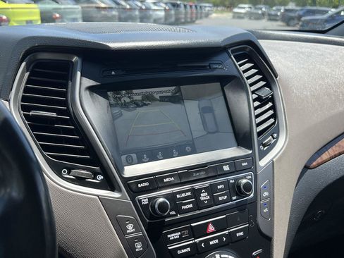 Used 2018 Hyundai Santa Fe Sport AWD/4WD image 36