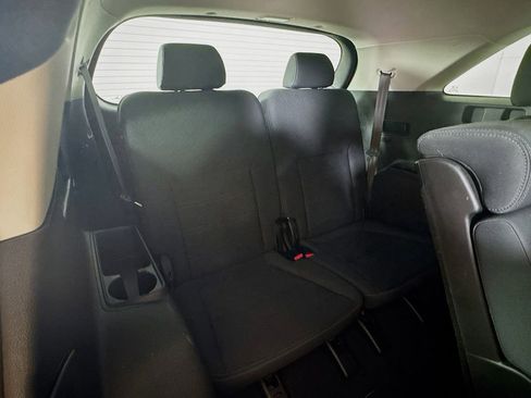 Used 2019 Kia Sorento LX image 31