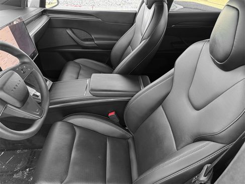 Used 2023 Tesla Model X image 14