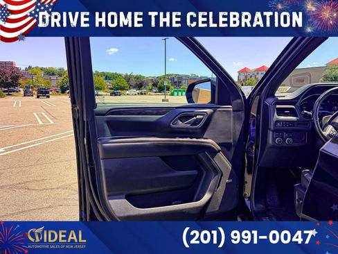 Used 2024 Chevrolet Suburban Z71 AWD/4WD image 10