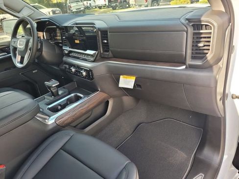 New 2026 GMC Sierra 1500 SLT w/ SLT Premium Plus Package image 17