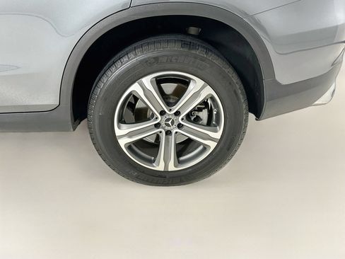 Used 2019 Mercedes-Benz GLC 300 image 31