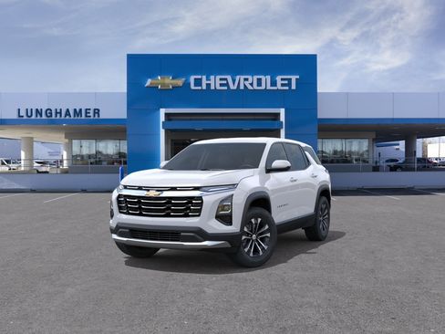New 2027 Chevrolet Equinox LT w/ LPO, Floor Liner Package AWD/4WD image 32
