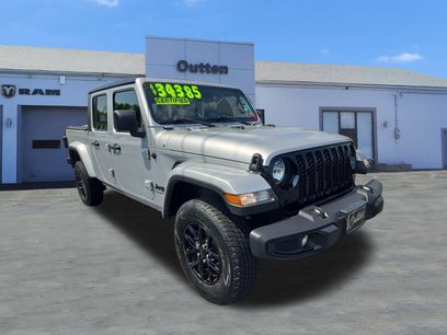 Used 2022 Jeep Gladiator Sport