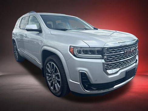 Certified 2020 GMC Acadia Denali w/ LPO, Floor Liner Package AWD/4WD image 3