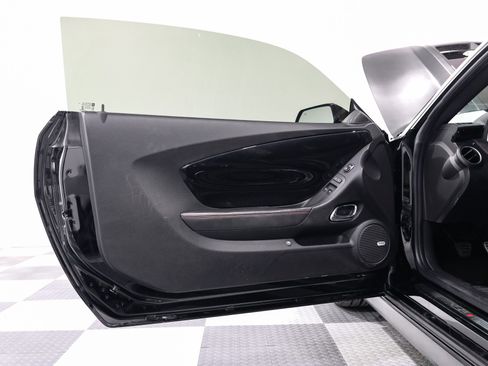 Used 2013 Chevrolet Camaro ZL1 image 18