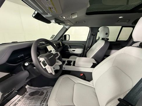 New 2026 Land Rover Defender 110 S AWD/4WD image 5
