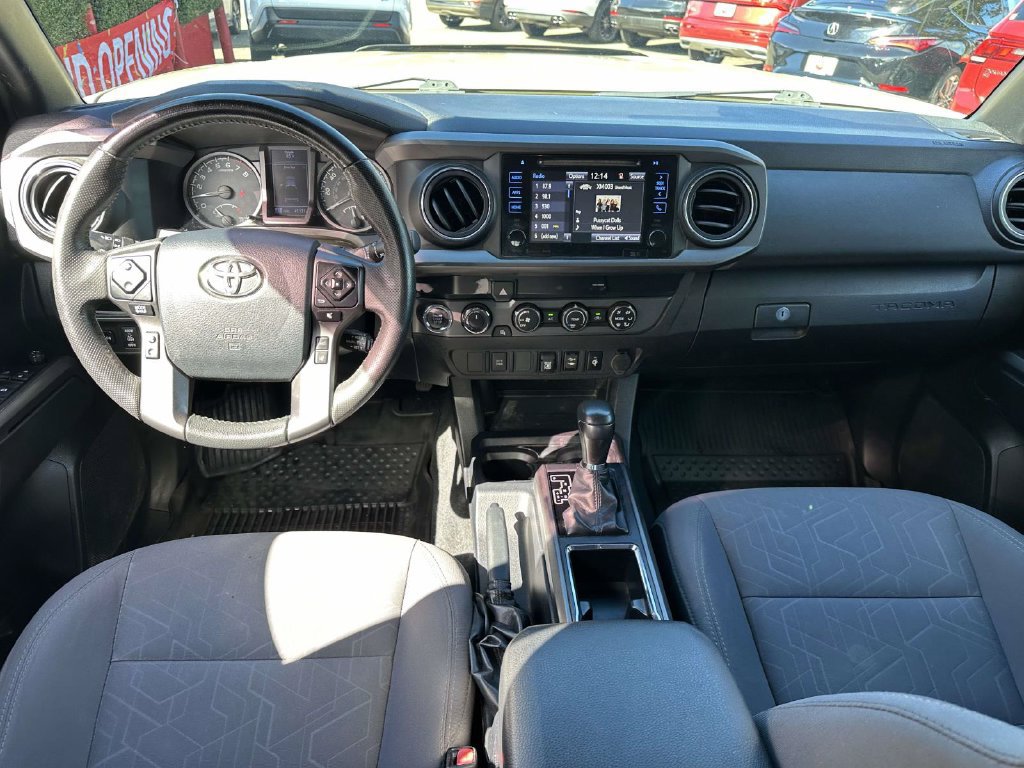 Used 2019 Toyota Tacoma TRD Off-Road AWD/4WD image 13