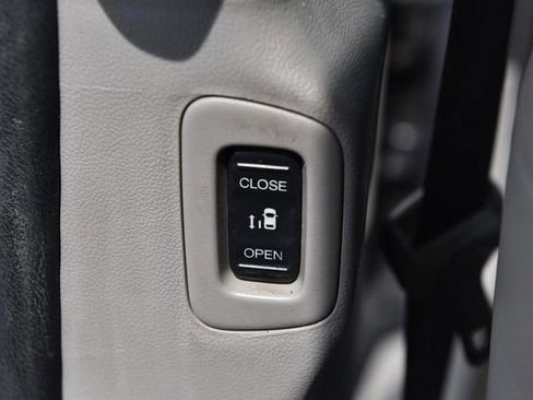 Used 2014 Honda Odyssey EX-L image 25