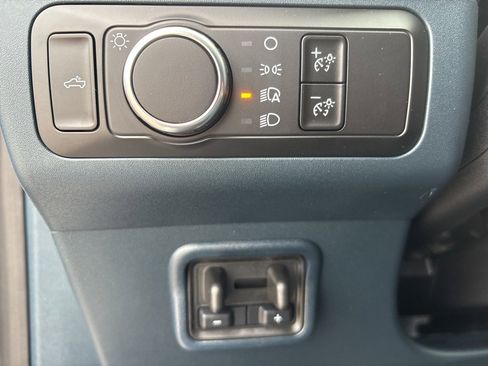 Used 2025 Ford Maverick Lariat w/ 4K Tow Package image 18