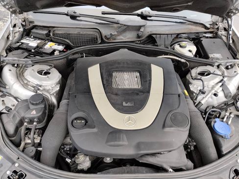 Used 2010 Mercedes-Benz S 550 4MATIC image 12