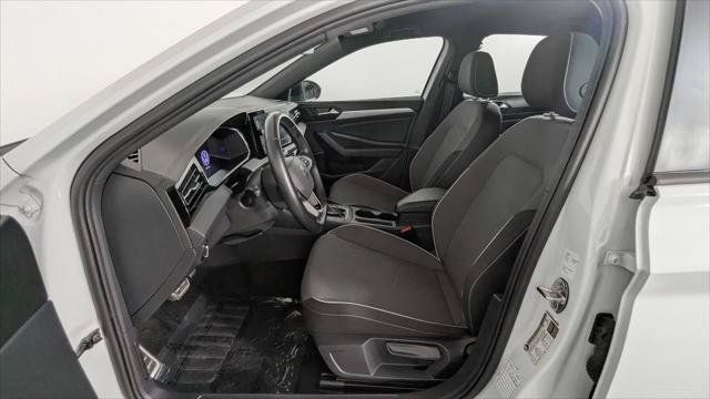 Used 2025 Volkswagen Jetta Sport FWD image 13