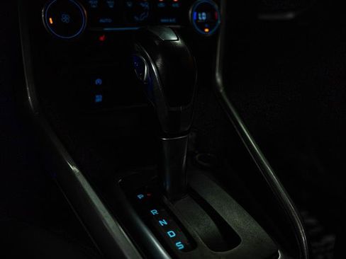Used 2018 Ford EcoSport SE image 19