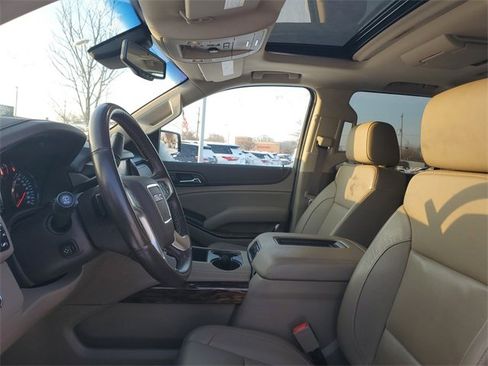 Certified 2019 GMC Yukon SLT w/ Open Road Package image 18
