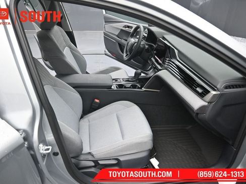 New 2026 Toyota Camry LE w/ Convenience Package FWD image 32