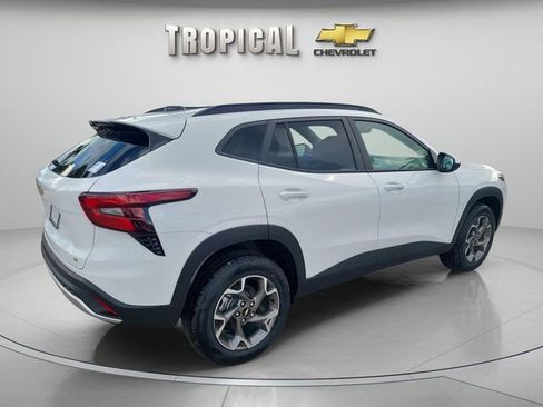 New 2026 Chevrolet Trax LT image 7