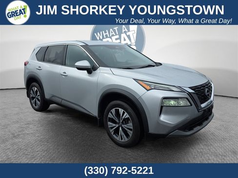 Used 2023 Nissan Rogue SV image 1