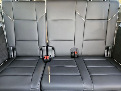 New 2026 Cadillac Escalade ESV Sport w/ LPO, ONYX Package image 21