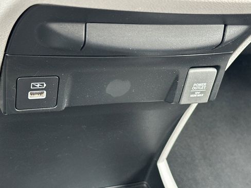 Used 2024 Honda Odyssey EX-L image 34