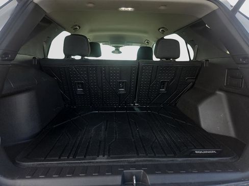 Used 2024 Chevrolet Equinox LT w/ LPO, Floor Liner Package FWD image 7
