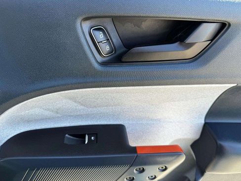 Used 2022 Ford Maverick XLT image 46