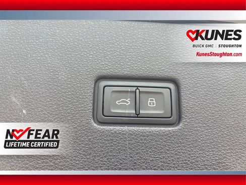Used 2023 Audi Q8 Premium w/ Convenience Package AWD/4WD image 27