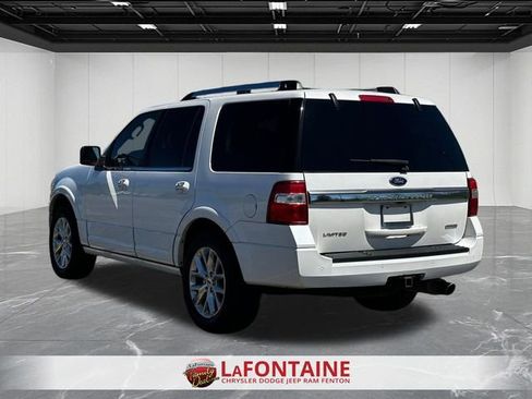 Used 2017 Ford Expedition Limited w/ Equipment Group 301A AWD/4WD image 3